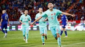 狼队引援受挫 乌切拒绝英超转会传闻